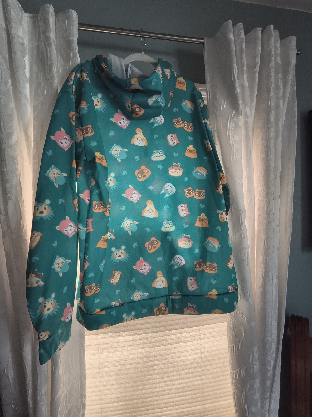 Animal Crossing All Over Print Teal Hoodie XXL Gamercore Kidcore Nintendo - Picture 3 of 5
